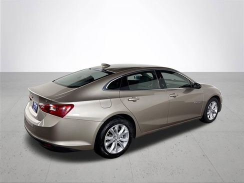 Used 2024 Chevrolet Malibu LT FWD image 6