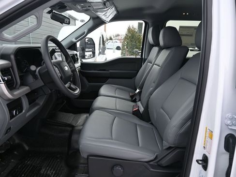 New 2026 Ford F350 XL w/ XL Chrome Package image 43