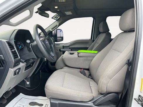 Used 2022 Ford F250 XLT w/ XLT Premium Package image 9