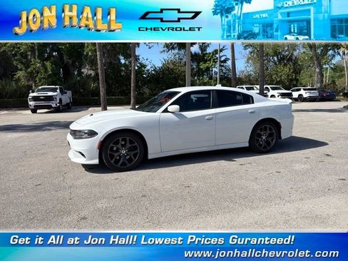 Used 2019 Dodge Charger GT image 3