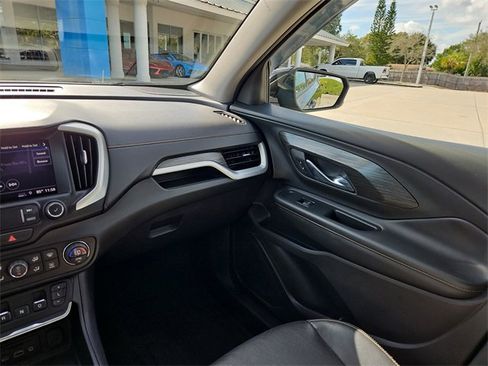 Used 2020 GMC Terrain SLT w/ Preferred Package image 9