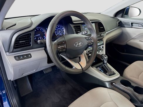 Used 2020 Hyundai Elantra Value Edition FWD image 23