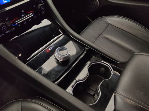 Used 2022 Jeep Grand Cherokee Limited RWD image 26