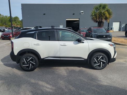 New 2026 Nissan Kicks SV FWD image 2