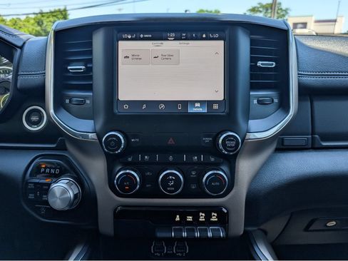 Used 2022 RAM 1500 Laramie AWD/4WD image 30