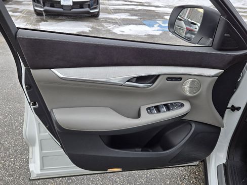 Certified 2023 INFINITI QX50 Sensory image 7
