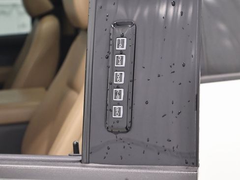 Certified 2022 Ford F350 Lariat w/ Lariat Ultimate Package image 46