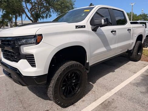 Used 2024 Chevrolet Silverado 1500 LT Trail Boss w/ LT Trail Boss Premium Package image 2