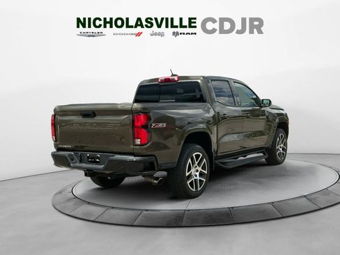 Used 2023 Chevrolet Colorado Z71 w/ Z71 Convenience Package 2 AWD/4WD image 5