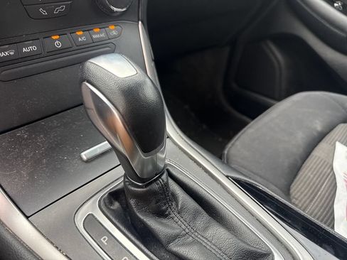 Used 2018 Ford Edge SEL FWD image 29