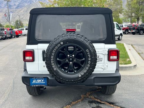 Used 2020 Jeep Wrangler Unlimited Sport AWD/4WD image 10