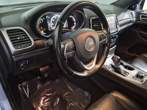 Used 2021 Jeep Grand Cherokee Limited w/ Luxury Group II AWD/4WD image 11