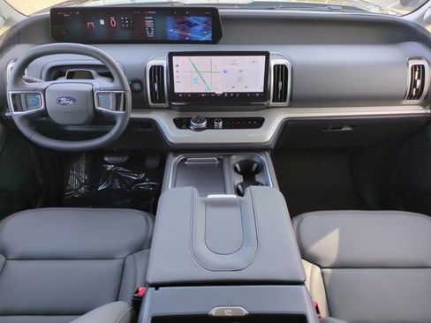 New 2025 Ford Expedition Max Active image 15