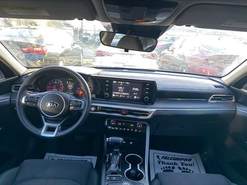 Used 2021 Kia K5 LXS FWD image 18