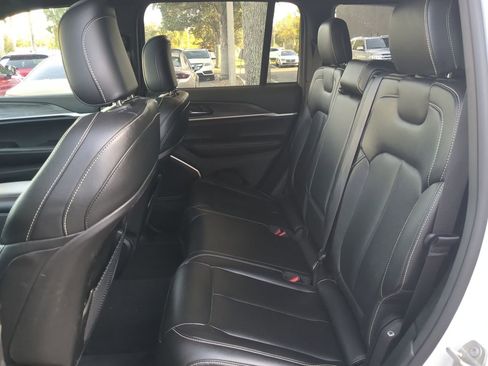 Used 2024 Jeep Grand Cherokee Limited 4xe image 11