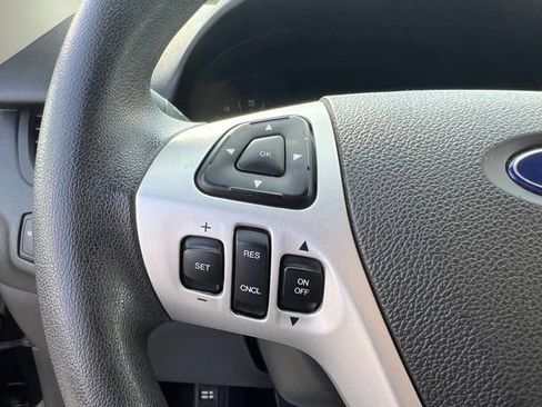 Used 2013 Ford Edge SE FWD image 9