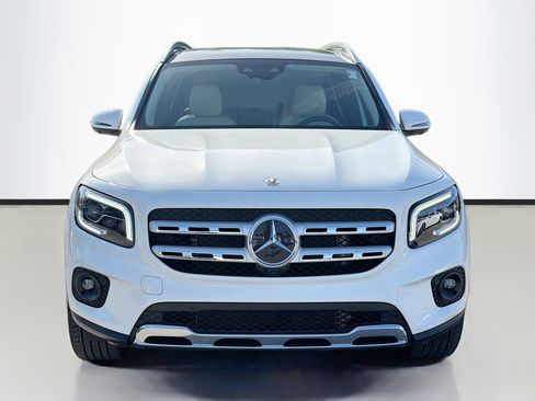 Used 2023 Mercedes-Benz GLB 250 image 8