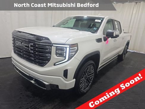 Used 2022 GMC Sierra 1500 Denali Ultimate AWD/4WD image 1