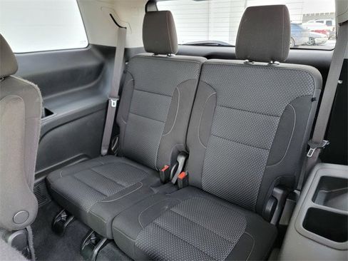 Used 2021 GMC Acadia SLE image 22