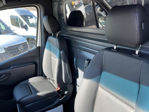 New 2026 Mercedes-Benz Sprinter 2500 image 12