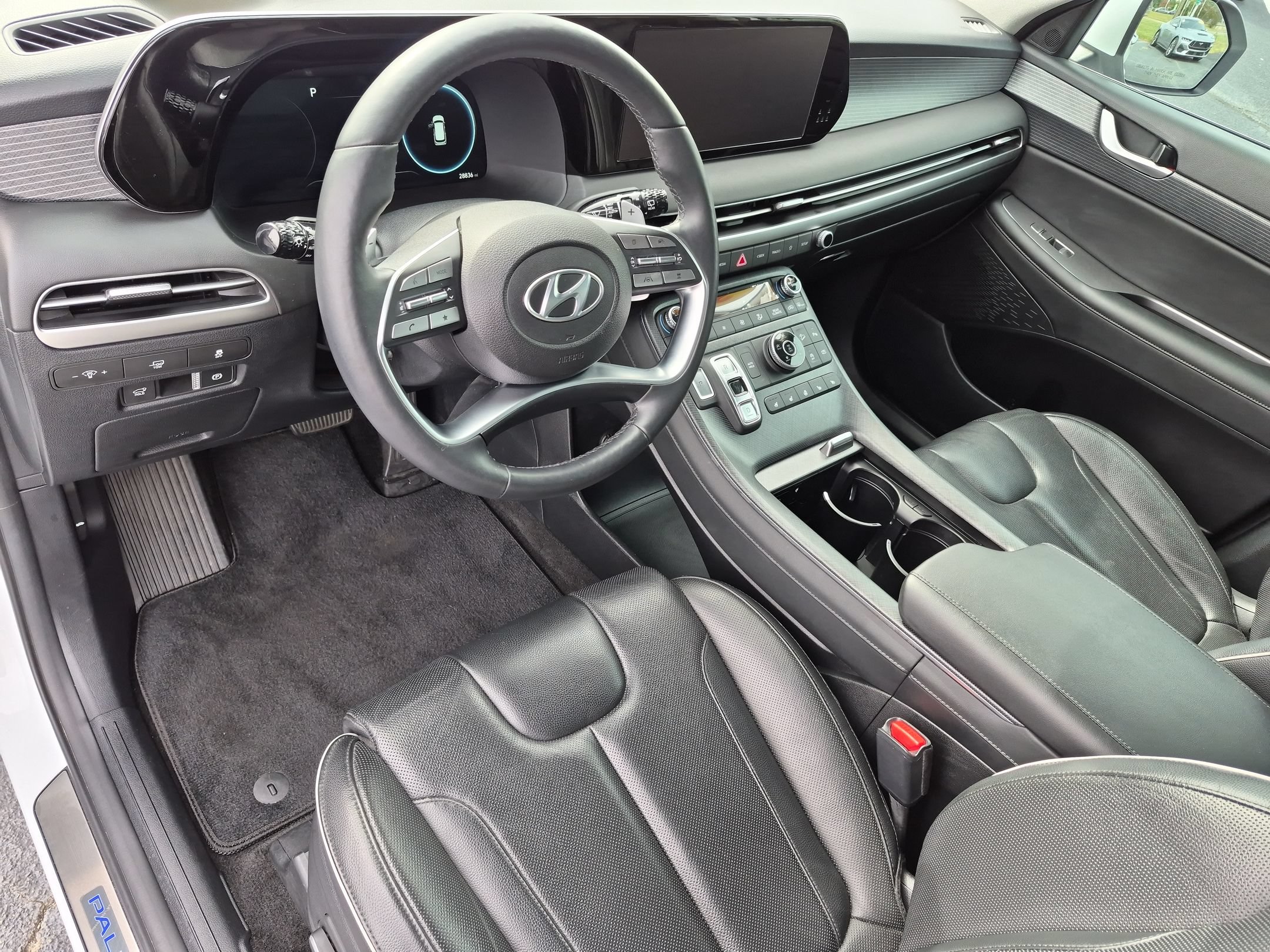 Used 2025 Hyundai Palisade Limited AWD/4WD image 16