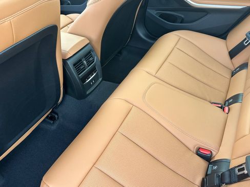 Used 2026 BMW 330i Sedan w/ Premium Package RWD image 25