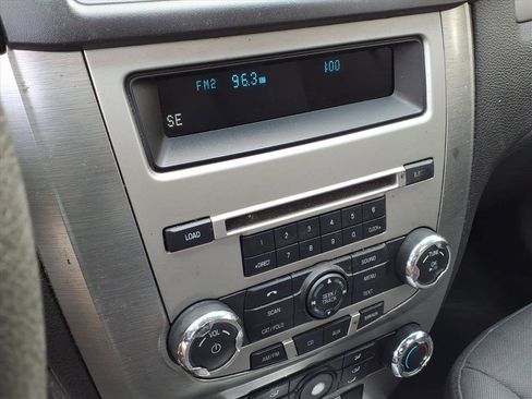 Used 2012 Ford Fusion SE image 16