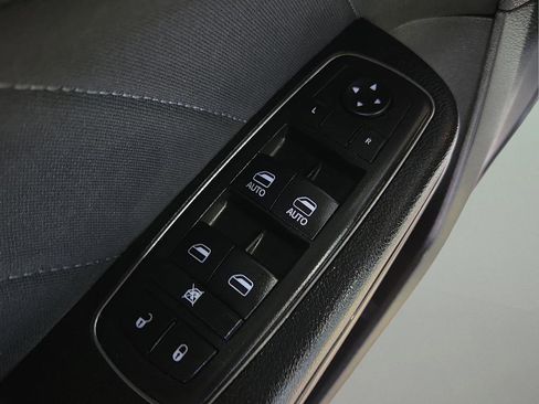 Used 2019 Dodge Charger R/T w/ Driver Confidence Group RWD image 19