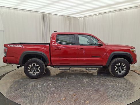 Certified 2021 Toyota Tacoma TRD Off-Road w/ Technology Package image 25