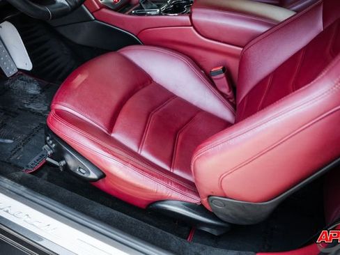 Used 2017 Maserati GranTurismo Sport image 63