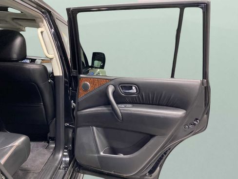 Used 2020 Nissan Armada SL w/ Premium Package image 28