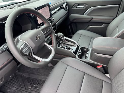 New 2025 Chevrolet Colorado Z71 w/ Technology Package image 9