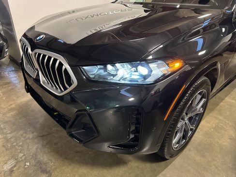 Used 2024 BMW X6 xDrive40i w/ Parking Assistance Package image 10