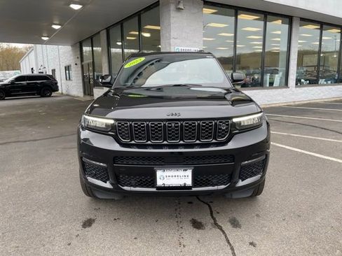 Used 2023 Jeep Grand Cherokee L Summit AWD/4WD image 2