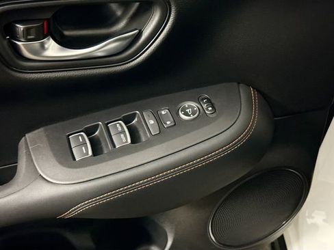 Certified 2023 Honda HR-V Sport image 25