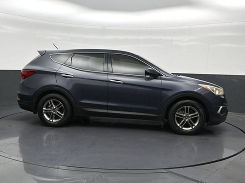 Used 2018 Hyundai Santa Fe Sport FWD image 7