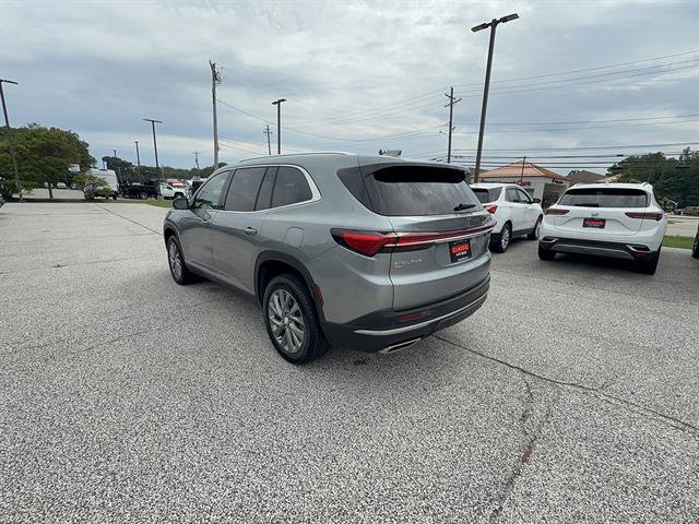 Used 2026 Buick Enclave Preferred AWD/4WD image 3