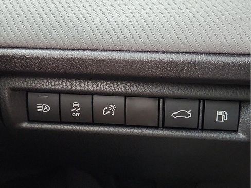 Used 2026 Toyota Camry SE w/ Convenience Package FWD image 15