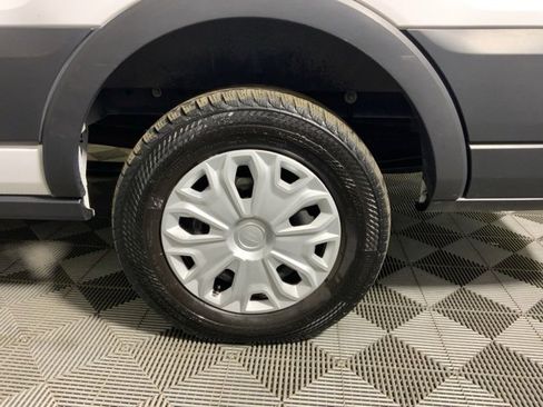 Used 2024 Ford Transit 350 XLT image 37