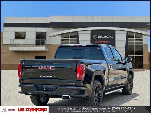 Used 2023 GMC Sierra 1500 Denali w/ Denali Reserve Package AWD/4WD image 6