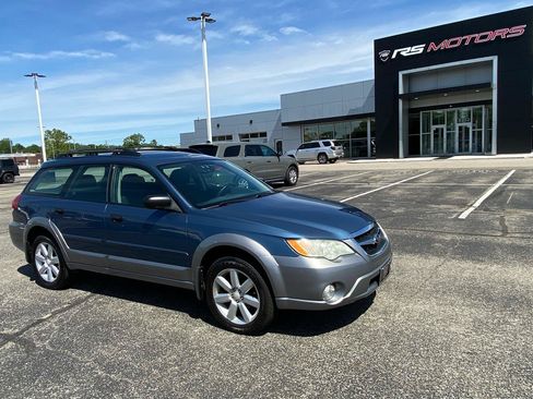 Used 2009 Subaru Outback 2.5i Special Edition AWD/4WD image 2