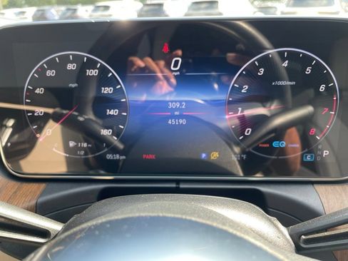 Used 2022 Mercedes-Benz C 300 Sedan image 10