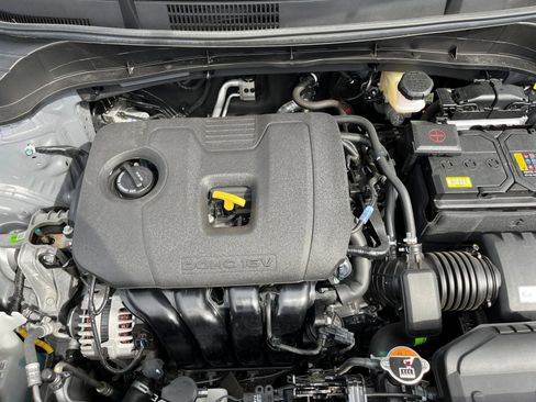 Used 2025 Kia Soul LX w/ LX Technology Package image 30