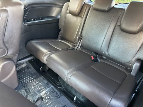 Used 2019 Honda Odyssey Touring image 16