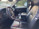 Used 2014 GMC Yukon Denali image 3