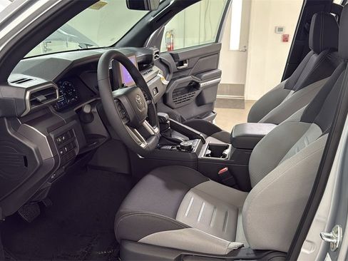 New 2025 Toyota Tacoma TRD Off-Road image 12