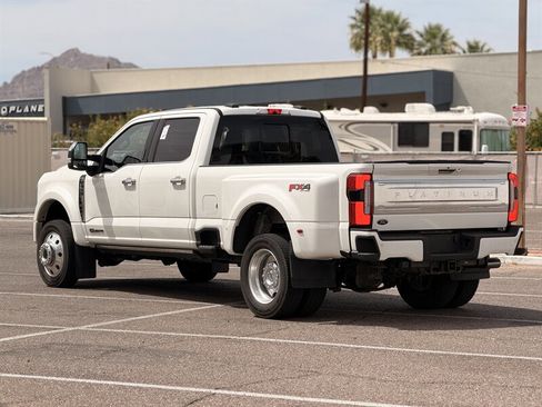 Used 2023 Ford F450 Platinum w/ FX4 Off-Road Package AWD/4WD image 5