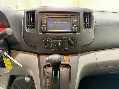 Used 2019 Nissan NV200 SV w/ Navigation Package image 15