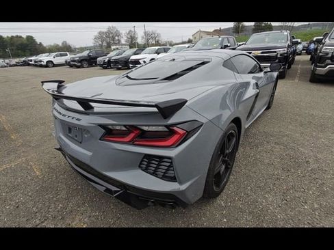 Used 2025 Chevrolet Corvette Stingray Preferred Cpe w/ Z51 Performance Package RWD image 5