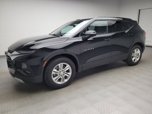 Used 2021 Chevrolet Blazer LT AWD/4WD image 2